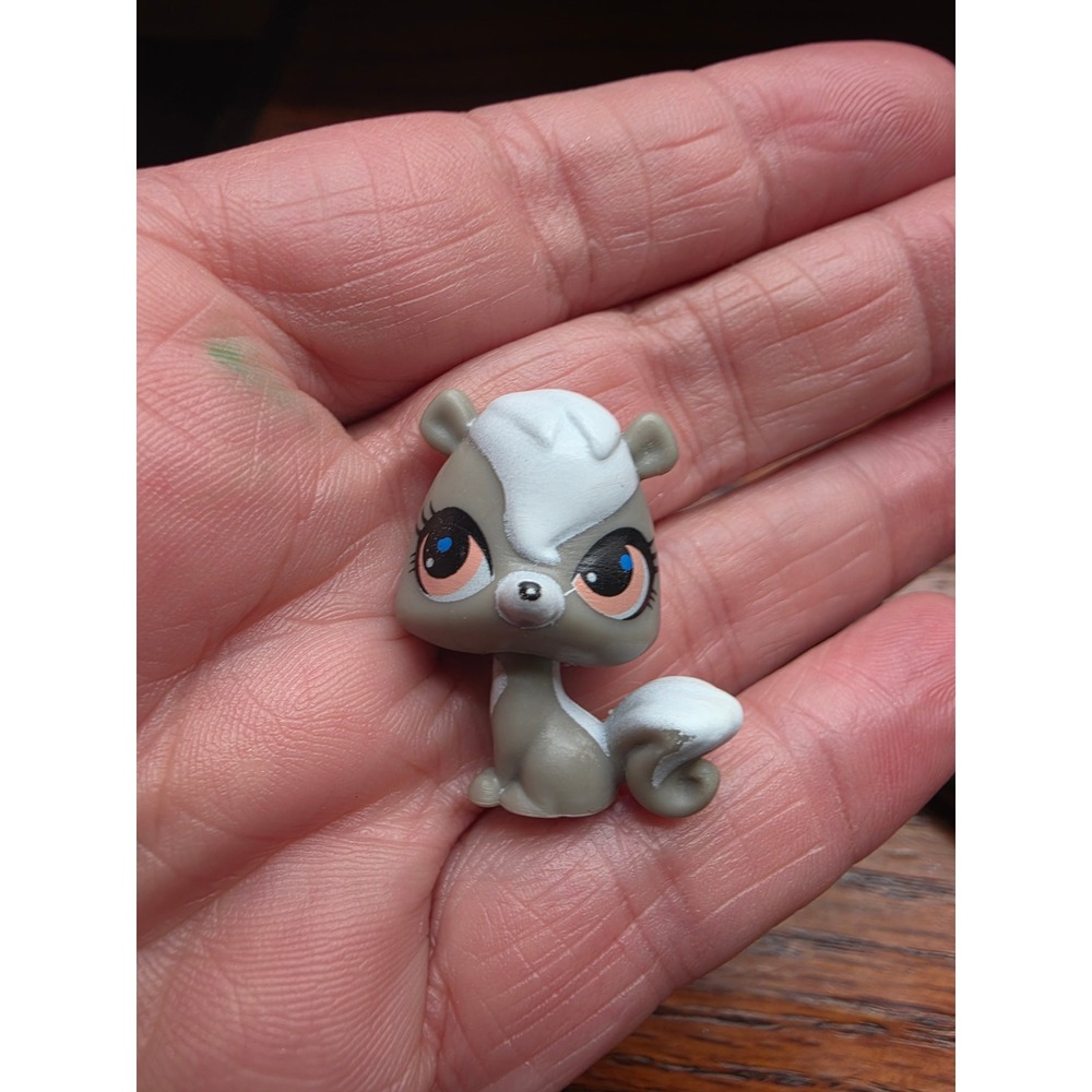 Littlest Pet Shop Skunk Family Set #85 #2694 Accessories Basket Hasbro - Picture 10 of 16
